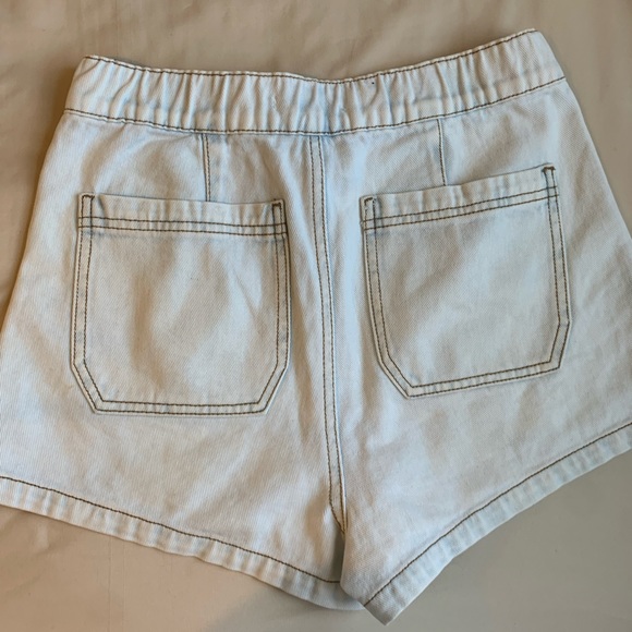 Light Wash Pacsun denim wide leg shorts. - Picture 7 of 9
